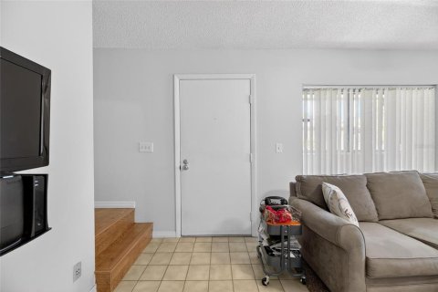 Adosado en venta en Clearwater, Florida, 2 dormitorios, 79.15 m2 № 2143073 - foto 11