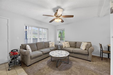Adosado en venta en Clearwater, Florida, 2 dormitorios, 79.15 m2 № 2143073 - foto 13