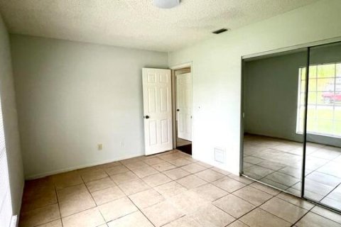 Villa ou maison à vendre à Port St. Lucie, Floride: 3 chambres, 132.01 m2 № 2387083 - photo 15