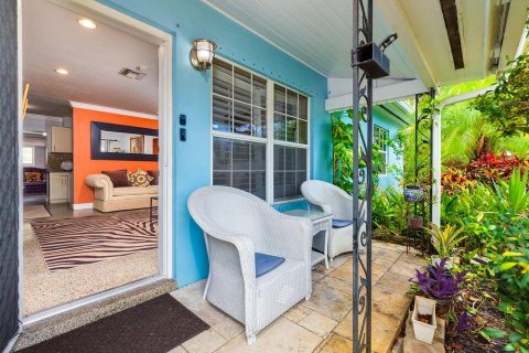 Villa ou maison à louer à Boynton Beach, Floride: 3 chambres, 143.26 m2 № 2345753 - photo 2