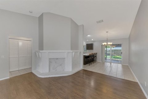 Villa ou maison à louer à Sarasota, Floride: 3 chambres, 143.26 m2 № 2107043 - photo 10