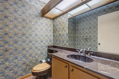 Touwnhouse à vendre à Miami, Floride: 2 chambres, 170.66 m2 № 2029501 - photo 14