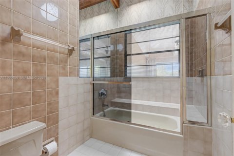 Touwnhouse à vendre à Miami, Floride: 2 chambres, 170.66 m2 № 2029501 - photo 26