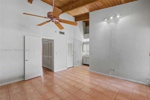 Touwnhouse à vendre à Miami, Floride: 2 chambres, 170.66 m2 № 2029501 - photo 23