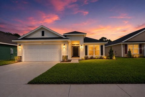 Villa ou maison à Newberry, Floride 4 chambres, 169.08 m2 № 2330390