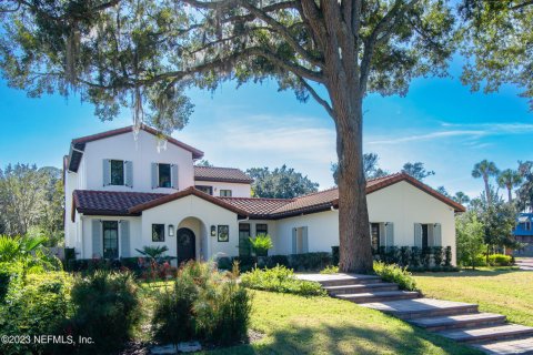 Casa en venta en Jacksonville, Florida, 5 dormitorios, 516.44 m2 № 891497 - foto 1