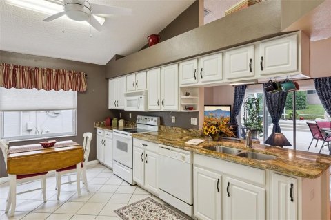Casa en venta en Clermont, Florida, 2 dormitorios, 133.87 m2 № 2386160 - foto 12