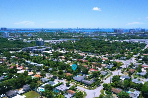 Land in North Miami, Florida № 1858518 - photo 2