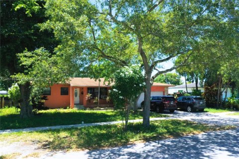 Land in North Miami, Florida № 1858518 - photo 7