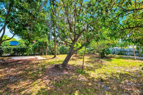 Land in North Miami, Florida № 1858518 - photo 16