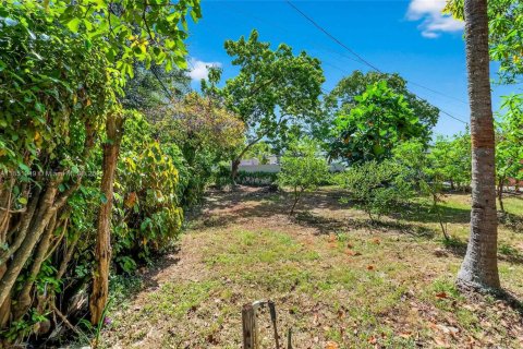 Land in North Miami, Florida № 1858518 - photo 12