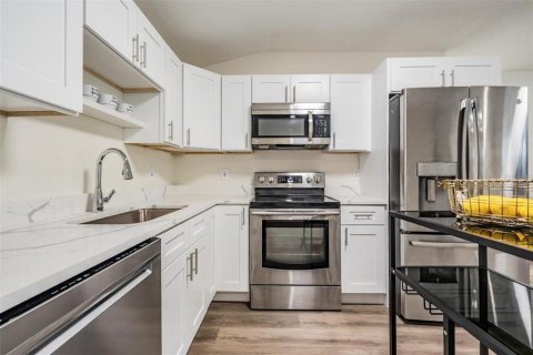 Casa en venta en New Port Richey, Florida, 3 dormitorios, 161.09 m2 № 1883754 - foto 12