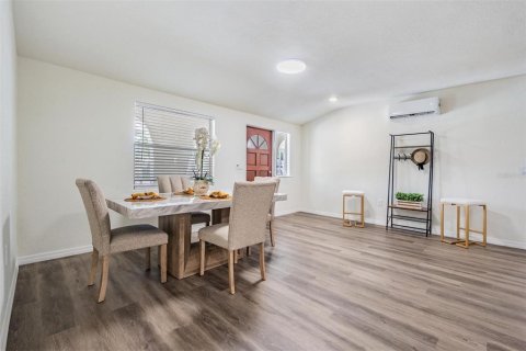 Casa en venta en New Port Richey, Florida, 3 dormitorios, 161.09 m2 № 1883754 - foto 13