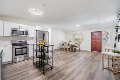 Casa en venta en New Port Richey, Florida, 3 dormitorios, 161.09 m2 № 1883754 - foto 11