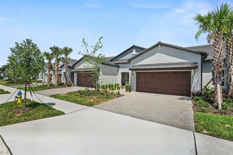 Villa ou maison à vendre à Land O' Lakes, Floride: 2 chambres, 162.3 m2 № 2429640 - photo 4