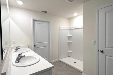 Villa ou maison à louer à Ocala, Floride: 4 chambres, 215.44 m2 № 2234295 - photo 10