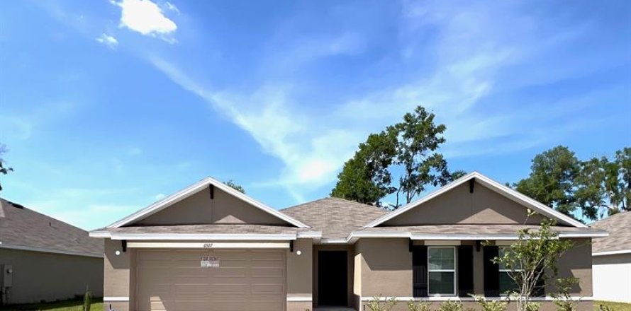 Villa ou maison à Ocala, Floride 4 chambres, 215.44 m2 № 2234295