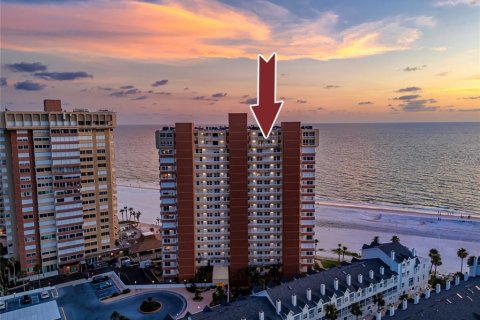 Copropriété à vendre à Redington Shores, Floride: 3 chambres, 179.95 m2 № 1856023 - photo 2