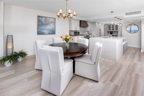 Copropriété à vendre à Redington Shores, Floride: 3 chambres, 179.95 m2 № 1856023 - photo 21