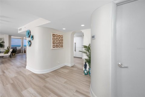 Copropriété à vendre à Redington Shores, Floride: 3 chambres, 179.95 m2 № 1856023 - photo 10