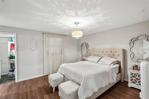 Купить виллу или дом в Брейдентон, Флорида 10 комнат, 156.08м2, № 2147828 - фото 13