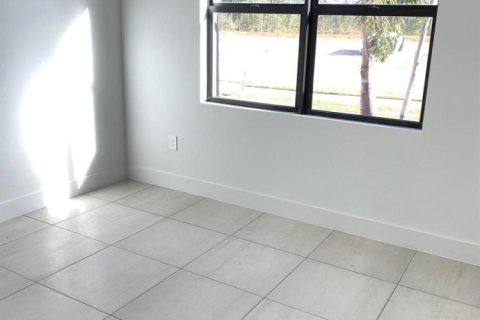 Купить виллу или дом в Стьюарт, Флорида 4 комнаты, 152.45м2, № 2088040 - фото 4