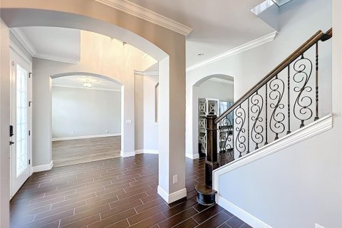 House in Orlando, Florida 5 bedrooms, 377.93 sq.m. № 1802906 - photo 17