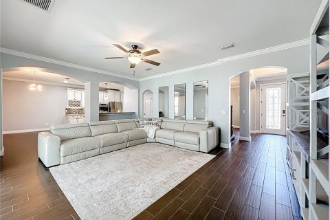 House in Orlando, Florida 5 bedrooms, 377.93 sq.m. № 1802906 - photo 24