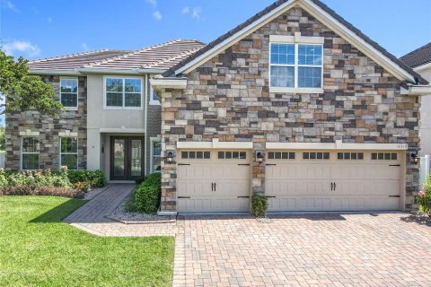 House in Orlando, Florida 5 bedrooms, 377.93 sq.m. № 1802906 - photo 2