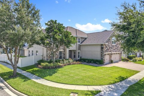 House in Orlando, Florida 5 bedrooms, 377.93 sq.m. № 1802906 - photo 5