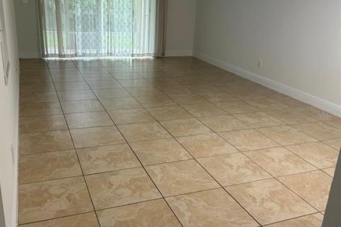 Copropriété à louer à Orlando, Floride: 2 chambres, 94.11 m2 № 2416763 - photo 6
