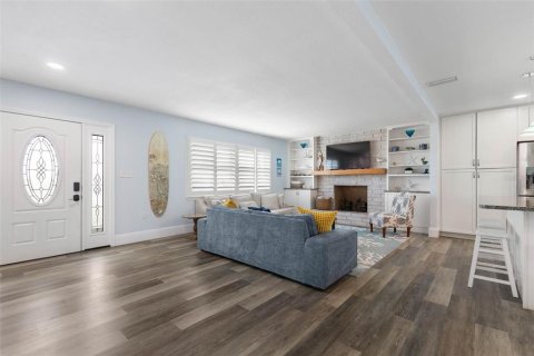 Villa ou maison à louer à Palm Coast, Floride: 4 chambres, 180.79 m2 № 2273077 - photo 9