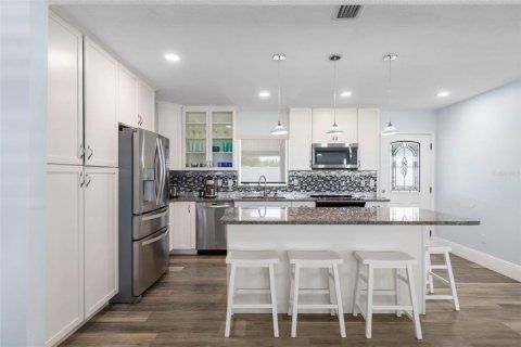 Villa ou maison à louer à Palm Coast, Floride: 4 chambres, 180.79 m2 № 2273077 - photo 10