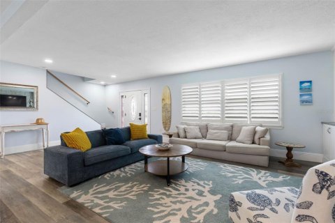 Villa ou maison à louer à Palm Coast, Floride: 4 chambres, 180.79 m2 № 2273077 - photo 7