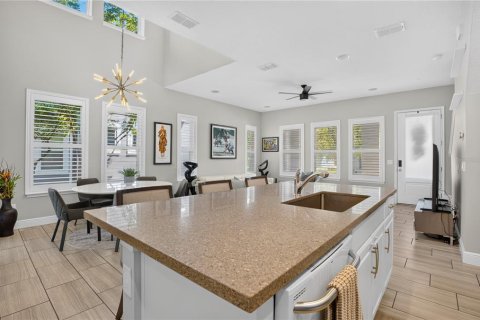Touwnhouse à vendre à Orlando, Floride: 3 chambres, 192.31 m2 № 2347136 - photo 13