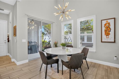 Touwnhouse à vendre à Orlando, Floride: 3 chambres, 192.31 m2 № 2347136 - photo 11