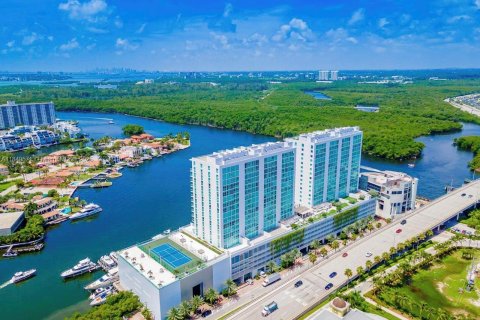 Condo in Sunny Isles Beach, Florida, 3 bedrooms  № 1857005 - photo 22