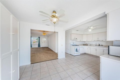Condominio en venta en Pinellas Park, Florida, 2 dormitorios, 88.26 m2 № 1565448 - foto 23