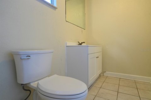 House in Saint Petersburg, Florida 3 bedrooms, 111.85 sq.m. № 2221826 - photo 15