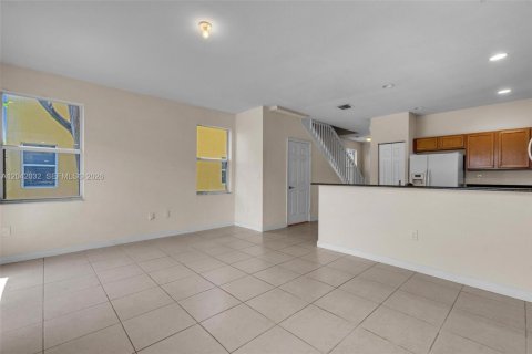 Touwnhouse à louer à Cutler Bay, Floride: 2 chambres, 135.45 m2 № 2178242 - photo 15