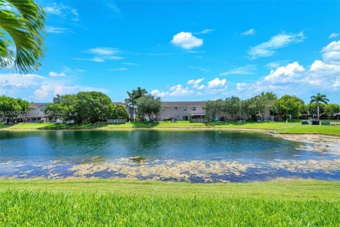Touwnhouse à louer à Cutler Bay, Floride: 2 chambres, 135.45 m2 № 2178242 - photo 28