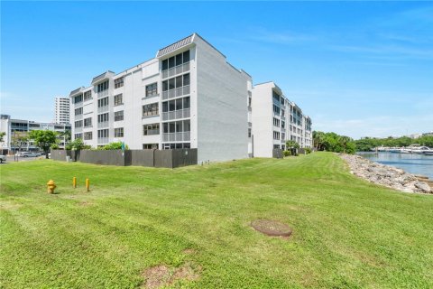 Купить кондоминиум в Авентура, Флорида 3 спальни, 129.69м2, № 1977521 - фото 28