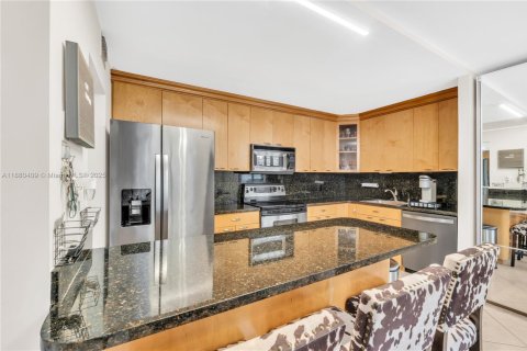 Купить кондоминиум в Авентура, Флорида 3 спальни, 129.69м2, № 1977521 - фото 20