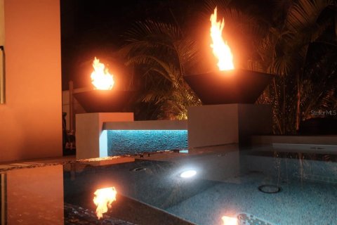 Casa en venta en Tampa, Florida, 4 dormitorios, 366.22 m2 № 1518759 - foto 19