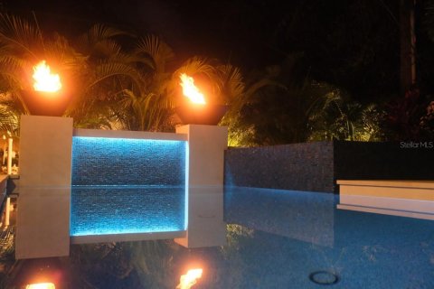 Casa en venta en Tampa, Florida, 4 dormitorios, 366.22 m2 № 1518759 - foto 18