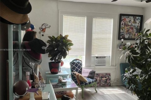 Copropriété à vendre à Miami Beach, Floride: 30.66 m2 № 2021549 - photo 7