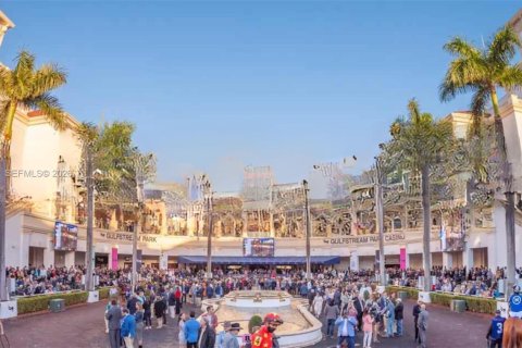 Condo in Hallandale Beach, Florida, 1 bedroom  № 2029420 - photo 21