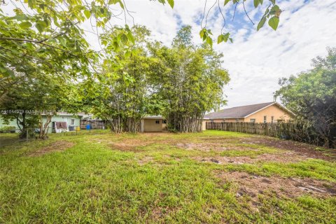 Casa en venta en Miramar, Florida, 4 dormitorios, 181.16 m2 № 1846106 - foto 14