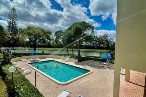 Copropriété à louer à Pompano Beach, Floride: 2 chambres, 102.19 m2 № 2072649 - photo 22