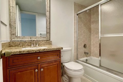 Copropriété à louer à Pompano Beach, Floride: 2 chambres, 102.19 m2 № 2072649 - photo 11
